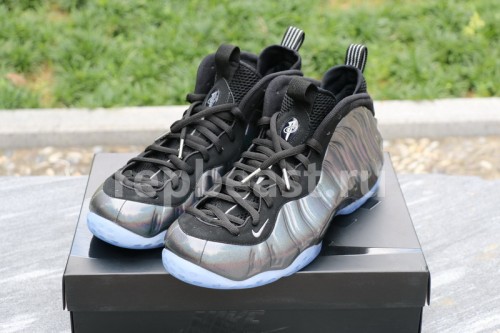 Authentic Nike Air Foamposite One “Hologram”