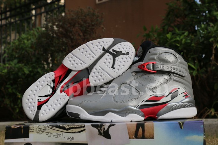 Authentic Air Jordan 8 “Reflective Bugs Bunny”