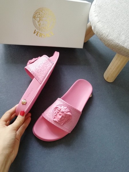 Versace women slippers AAA-027