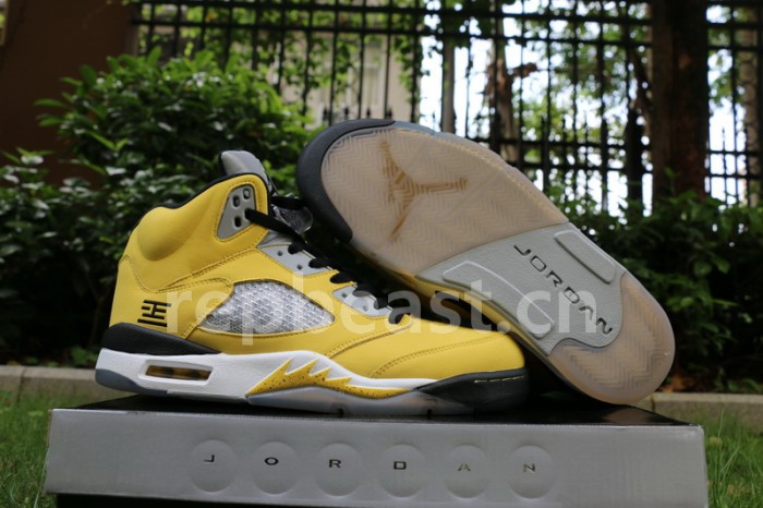 Authentic Air Jordan 5 Tokyo( restock)