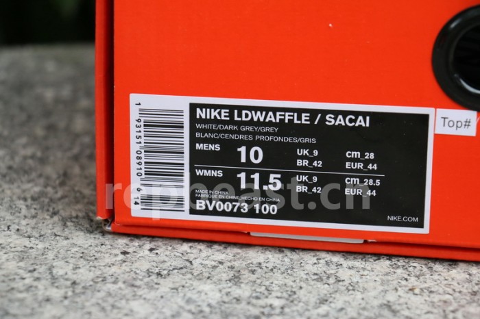 Sacai x Nike Waffle Daybreak BV0073-100