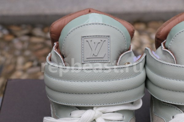 Authentic Louis Vuitton X Kanye West Jaspers