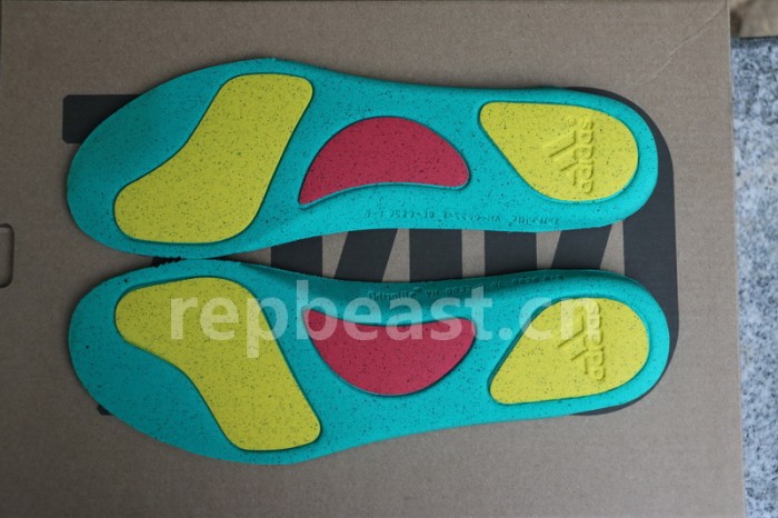 Authentic Yeezy 700 V3 “Azael”