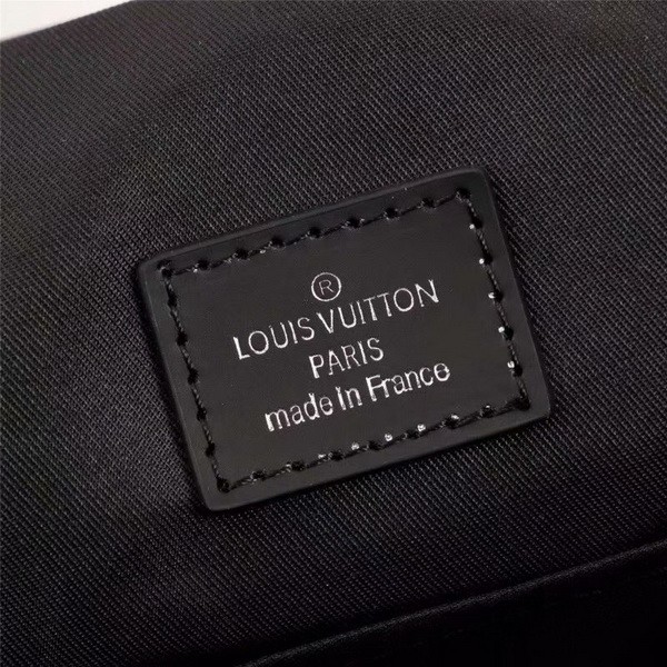 LV Men Hangbags AAA-029