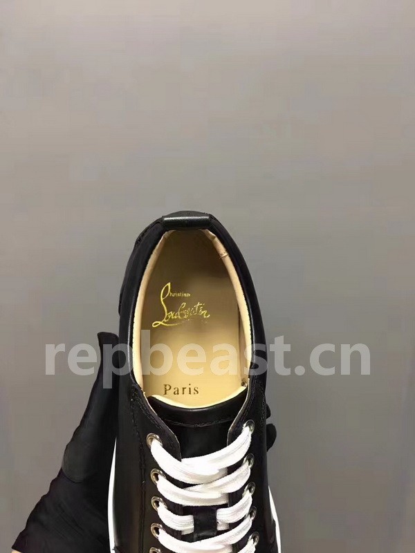 Super Max Christian Louboutin Shoes-814
