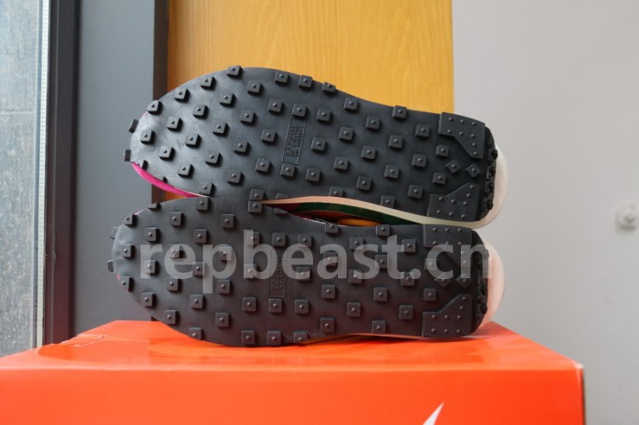 Authentic Sacai x Nike LVD Waffle Daybreak BV0073-301
