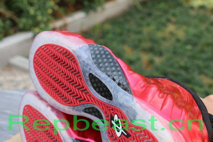 Nike Air Foamposite One “Metallic Red”
