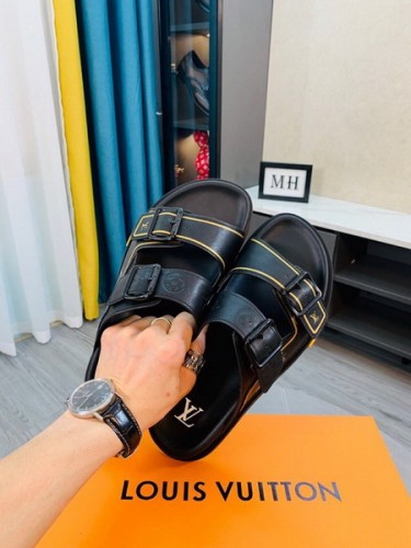 LV Sandals 1：1 Quality-212