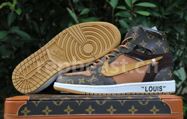 Authentic LV X OFF White X Air Jordan 1 with suitcase GS