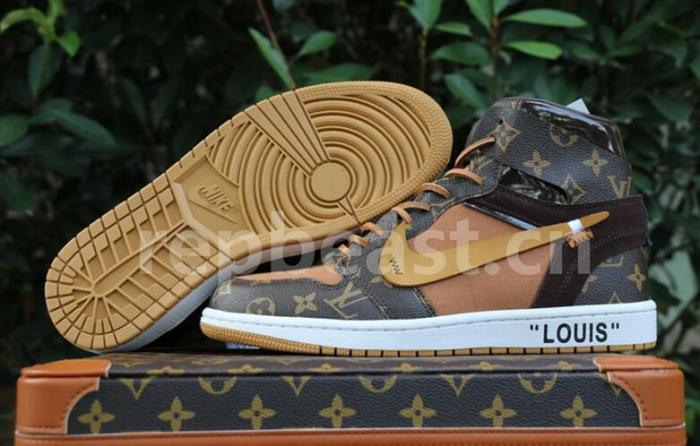 Authentic LV X OFF White X Air Jordan 1 with suitcase GS