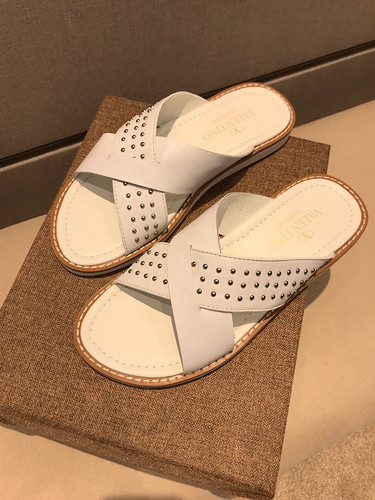 VT Men slippers AAA-073