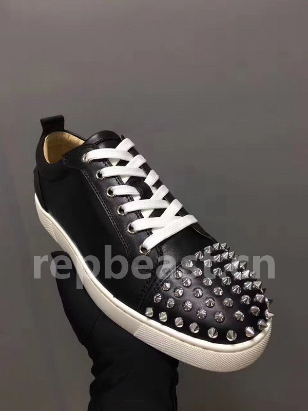 Super Max Christian Louboutin Shoes-814