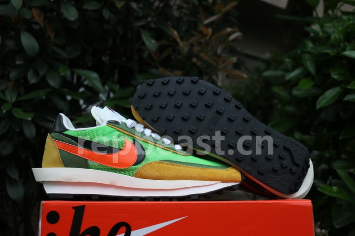 Authentic Sacai x Nike LDV Waffle BV0073-300