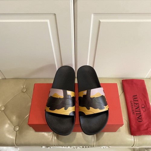 VT Men slippers AAA-085