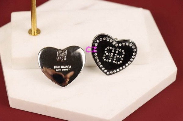 B Earring-049