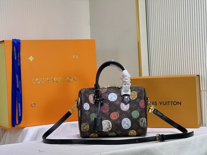 LV Hangbags AAA Women-841