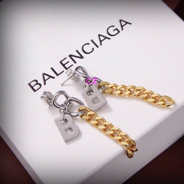 B Earring-043
