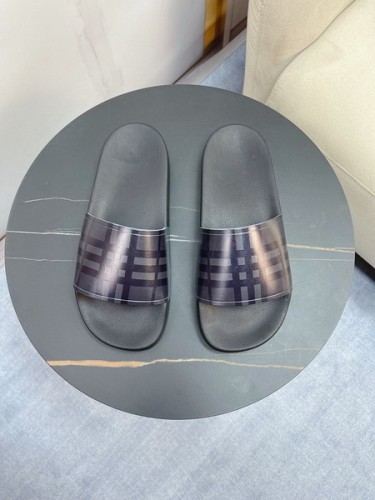 Burberry men slippers AAA-061