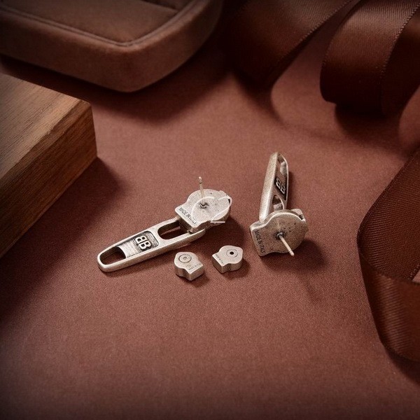 B Earring-007
