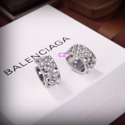 B Earring-037