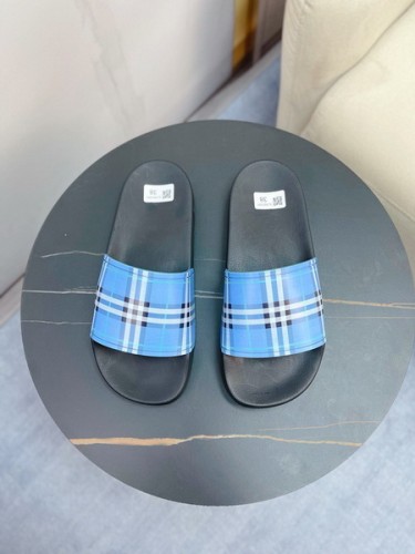 Burberry men slippers AAA-066