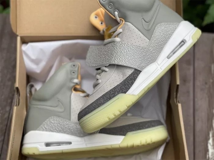 Authentic Air Yeezy 1 Net Tan
