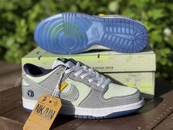 Authentic Union x Nike Dunk Low  DJ9649-401
