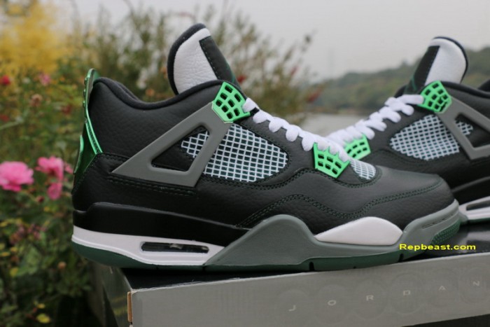 Authentic Air Jordan 4 “Oregon Ducks”