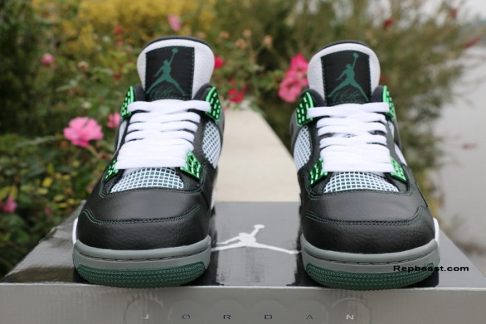 Authentic Air Jordan 4 “Oregon Ducks”