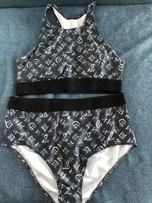 LV Bikini-104