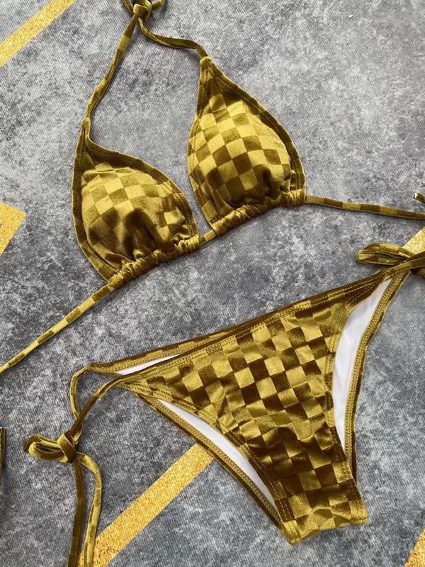 LV Bikini-084