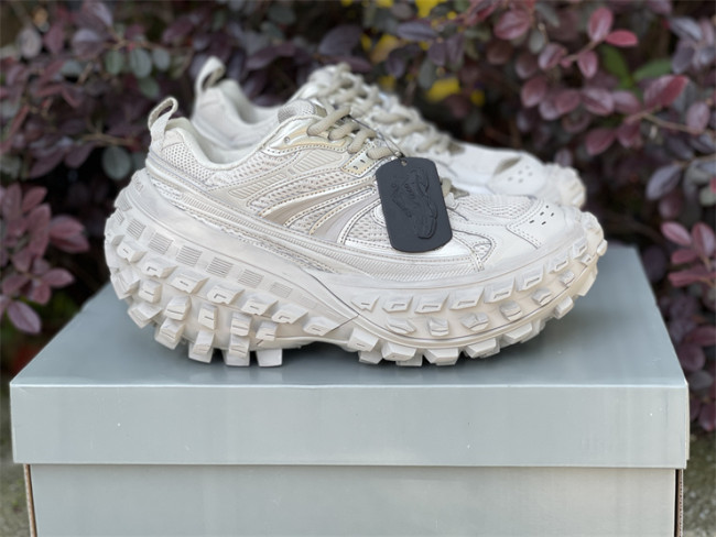 B 17FW Tripe-S High End Sneaker-276