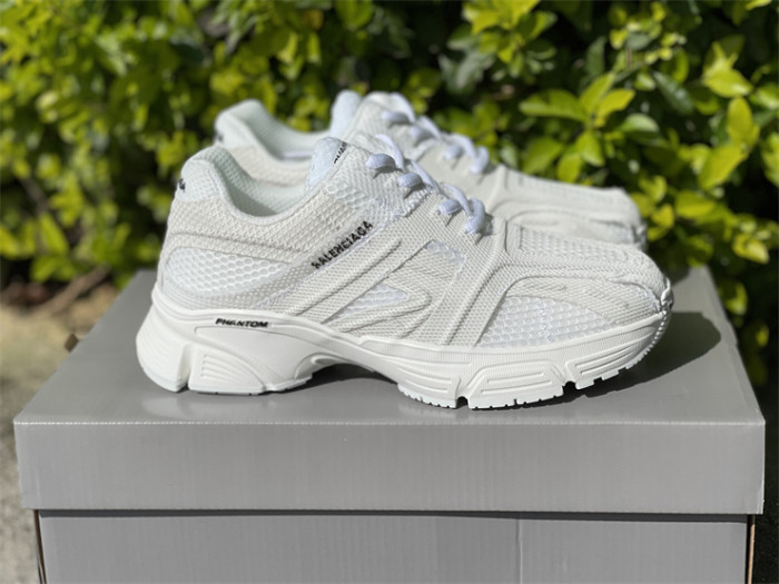B 17FW Tripe-S High End Sneaker-275