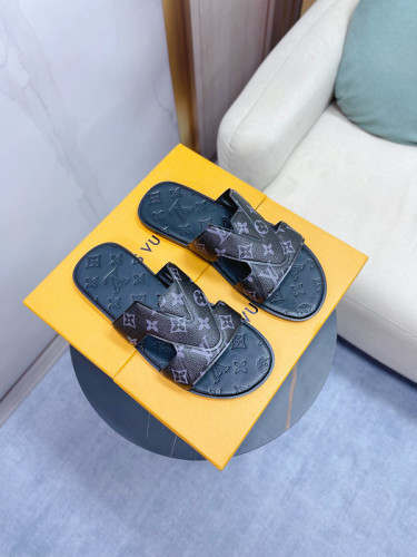 LV Sandals 1：1 Quality-338