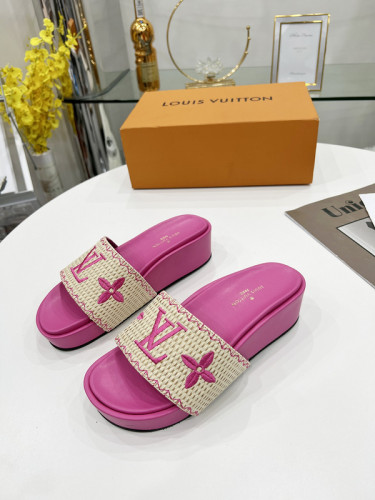 LV women Sandals 1：1 Quality-393