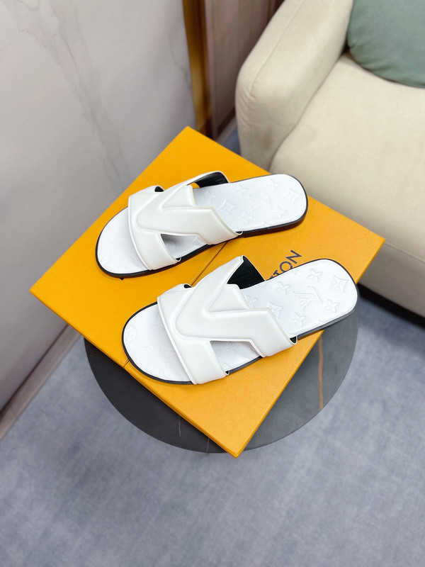 LV Sandals 1：1 Quality-333