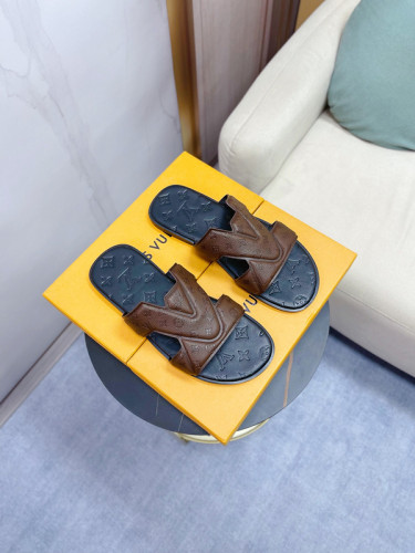 LV Sandals 1：1 Quality-341