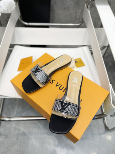 LV women Sandals 1：1 Quality-378