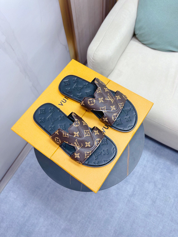 LV Sandals 1：1 Quality-337