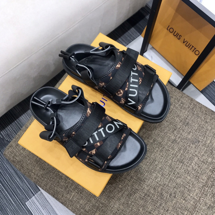 LV Sandals 1：1 Quality-324