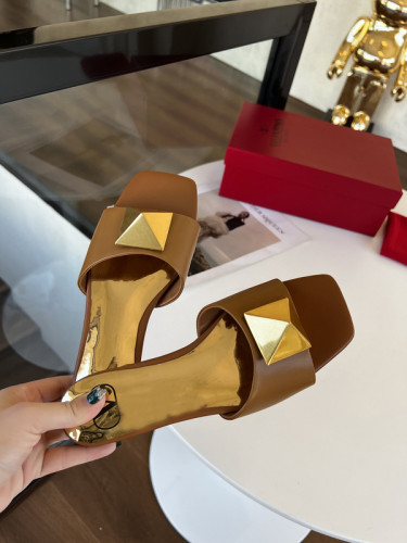 VT women slippers AAA-144