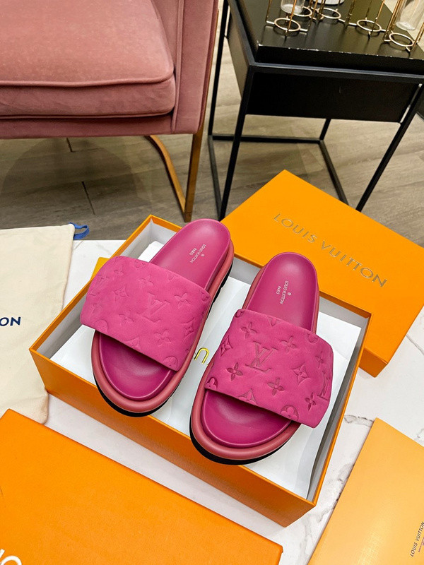 LV Sandals 1：1 Quality-366