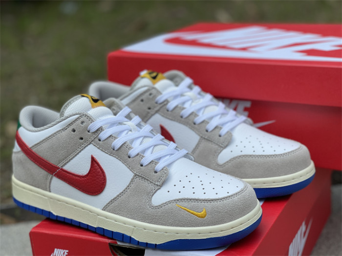 Authentic Nike SB Dunk Low Grey White