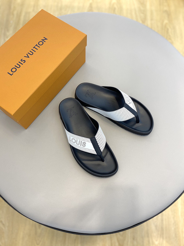 LV Sandals 1：1 Quality-402