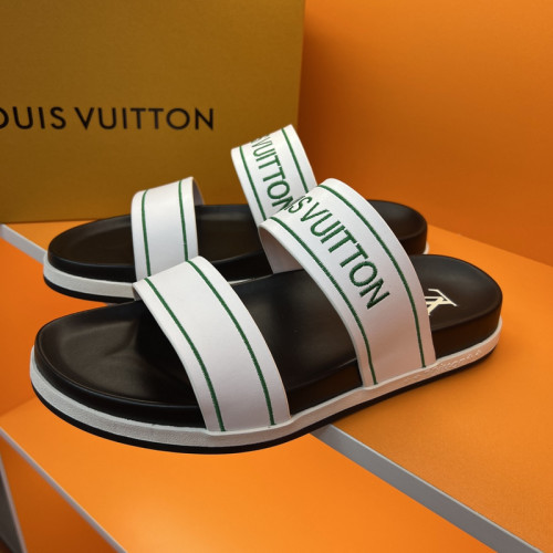 LV Sandals 1：1 Quality-390