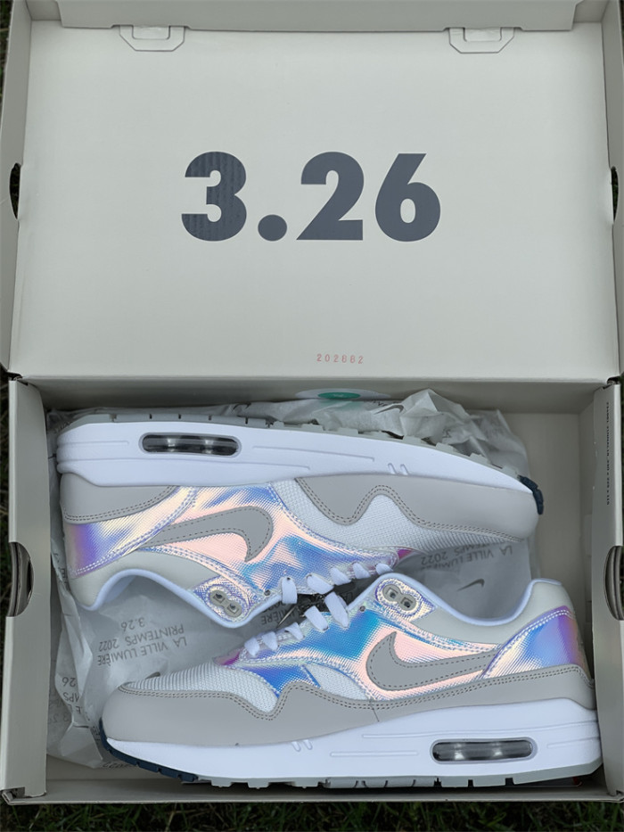 Authentic Nike Air Max 1 AMD La Ville Lumière