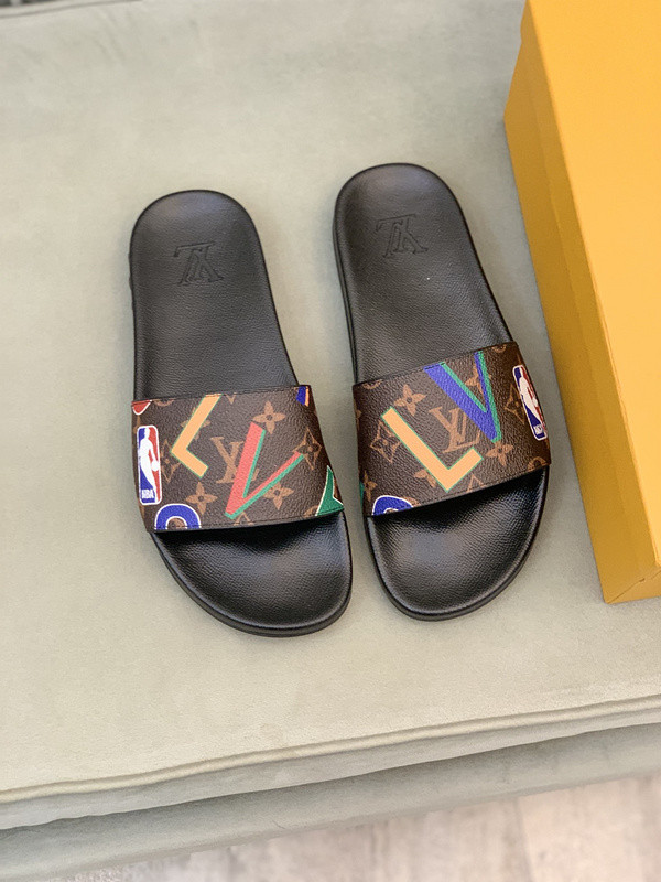 LV Sandals 1：1 Quality-409