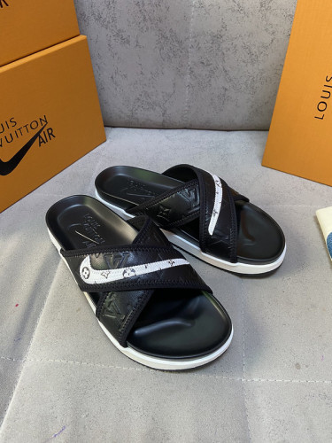 LV Sandals 1：1 Quality-440
