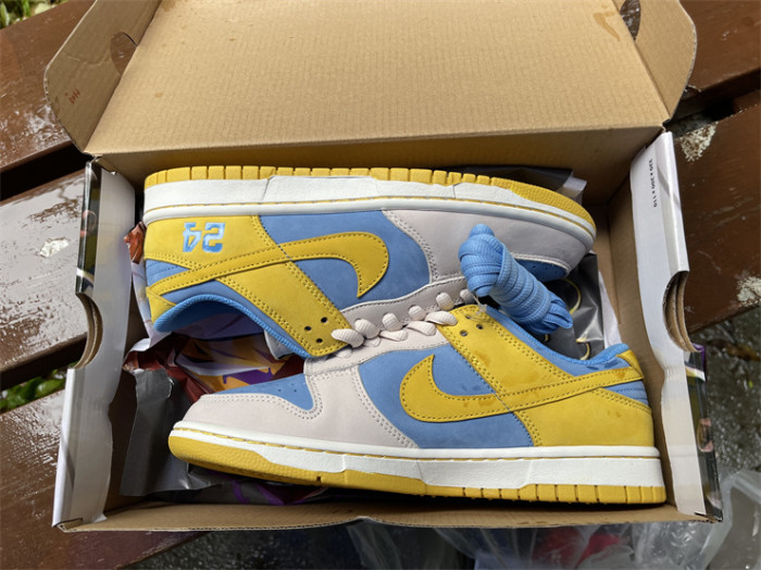 Authentic Nike SB Dunk Low “Kobe”