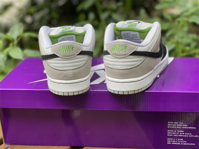 Authentic Nike SB Dunk Low “Chlorophyll”